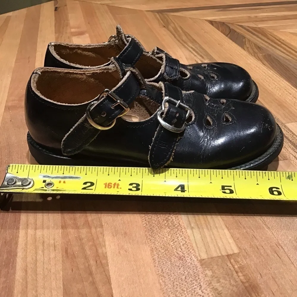 Vintage Buster Brown double t-strap Mary-Janes. Black size infant 4 - 4.5.